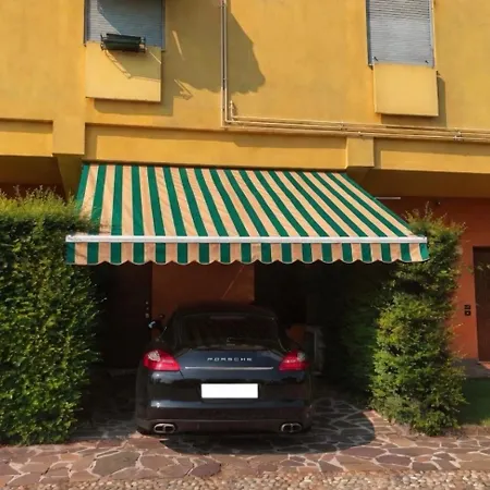 아파트 La Perla Del Garda - Exclusive & Pool Waterfront *